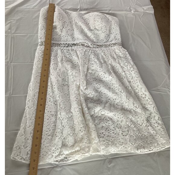 NWT Lilly Pulitzer Brett Dress In Resort White Floral Hexagon Lace Coastal Prepp - Picture 5 of 11